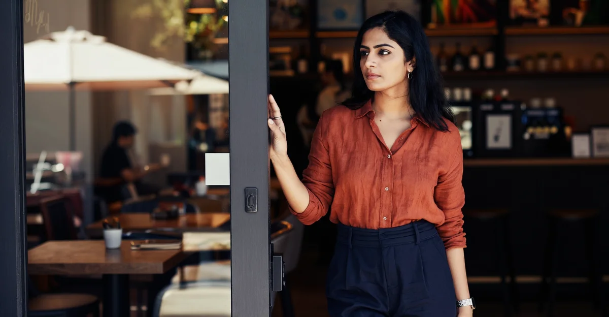 Your First Meeting from a Dating App Is a Reality Check